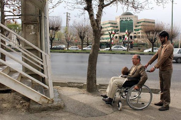 ویرایش سوم ضوابط و مقررات شهرسازی برای معلولان جسمی و حرکتی تهیه میشود/ تدوین راهنمای کاربردی ضوابط و مقررات شهرسازی برای معلولان جسمی و حرکتی معلولان