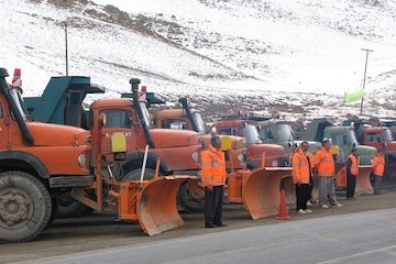 جزئیات تمهیدات راهداری زمستانی استان چهارمحال و بختیاری/ استفاده از محلول استات پتاسیم برای اولین بار/ افزودن ۲ راهدارخانه به ظرفیت استان راهداری زمستانی