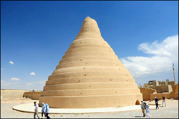 آشنایی با اثر معماری یخچالهای خشتی یخچال خشتی