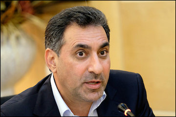سال ۹۶ سال طلایی افتتاح شبكه ریلی كشور است/ توسعه كریدور شماره ۱۰ مدیون تلاشهای وزیر راه و شهرسازی است/ اختصاص ۱۰۳ میلیارد تومان اعتبار برای توسعه راههای روستایی استان كردستان خیرالله خادمی
