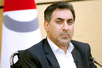 افتتاح ۴۲۲ کیلومتر راه و بزرگراه به مناسبت دهه فجر خیرالله خادمی