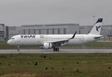 شرایط بد آب و هوایی علت اصلی تاخیر  پروازهای «هما» به نجف اشرف  چند نما از هواپيمای ايرباس A۳۲۱ شركت هواپيمايی ايران اير هما