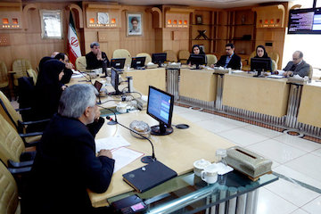 رایزنی وزارت راه و شهرسازی با وزارت نیرو و وزارت آموزش و پرورش/ نمایش اشیای میراثی تهران در موزه خراسان بزرگ/ تامین اعتبار ۱۰۷ پروژه مصوب عمرانی مشهد نشست