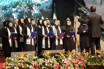 آغاز مراسم گرامیداشت سالروز ورود امام خمینی (ره) در فرودگاه مهرآباد مراسم