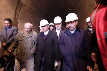 بازدید آخوندی از عملیات اجرایی احداث خط آهن کرمانشاه- خسروی بازدید