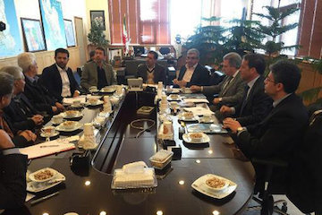 اعلام آمادگی هیئت ایتالیایی برای سرمایهگذاری در توسعه خطوط ریلی ایران  جلسه