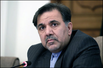 ضرورت استفاده از سرمایههای دولت برای افزایش نرخ بهرهوری کشور/ نوسازی ناوگان جادهای نمونه خوبی از فعالیتهای رونق اقتصاد است/ لزوم استفاده از سیتمهای خوداتکا و بازگشتپذیر در بخش حمل و نقل عباس آخوندی