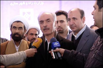 تکمیل مسكنمهر شهرهای جدید تا پایان دولت یازدهم/ میتوانیم هر ماه ۲ بار در پردیس افتتاح جدید انجام دهیم/ تحویل واحدهای بلامعارض و نازککاری ۲۹ هزار واحد/ پردیس را با ۳۵ درصد پیشرفت فیزیكی تحویل گرفتیم نریمان در جمع