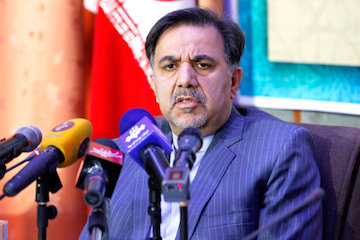 تشريح ريشههای زمينخواری و رابطه آن با بیانضباطیهای شهری/ بدون انضباط شهری قادر به مبارزه با زمینخواری نخواهيم بود/ افزايش ۵ برابری جمعيت شهری پس از ۳۸ سال عباس آخوندی