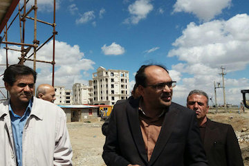 بازدید مدیرکل راه و شهرسازی استان همدان از روند اجرایی بیمارستان بهار بازدید