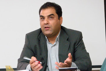 وقتی صدا و سیما، سخن وزیر را نیز وارونه جلوه میکند حمید ضیایی پرور
