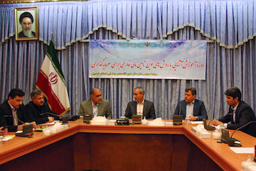 راهاندازی صندوقهای توسعه حمل و نقل/ سرمایهگذاری ۱۶۳ هزار میلیارد تومانی در حوزه حمل و نقل کشور جلسه