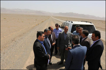 بازدید معاون وزیر راه و شهرسازی از پروژههای راهسازی بافق و بهاباد بازدید