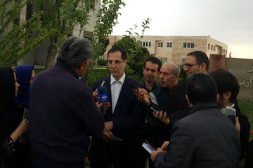 افتتاح ۵هزار و دويست كيلومتر راه هوايی جديد در آسمان کشور/ ترافیک پروازی در آسمان ایران از امروز روانتر میشود/ اولین رادار خریداری شده فردا وارد کشور میشود مهآبادی درجمع