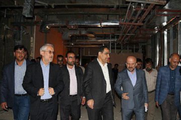 بازدید معاون وزیر راه و شهرسازی از روند ساخت بیمارستان زرند در استان کرمان بازدید