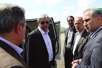 توجه ویژه به آسفالت راه روستایی شهرستان گرمی/ آسفالت ۳۰ کیلومتر از راههای روستایی بالای ۵۰ خانوار شهرستان گرمی در سالجاری بازدید
