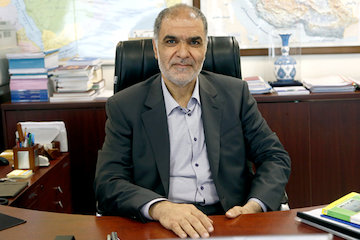 هراس دولت ِقبل از انتشار سند جامع حملونقل/ بندر شهید بهشتی بعد از انتخابات ۹۶ افتتاح میشود/ تشریح عملکرد وزارت راه و شهرسازی در نوسازی ناوگان جادهای، ریلی و هوایی/ پیگیری سامانه غیرقانونی مسکن قالیباف از مجاری حقوقی امیر امینی