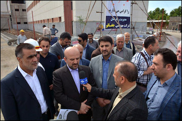 مراحل نهایی ساخت بیمارستان ۲۲۰ تختخوابی شهرستان خوی/ ساخت ۵ بیمارستان در آذربایجانغربی بازدید