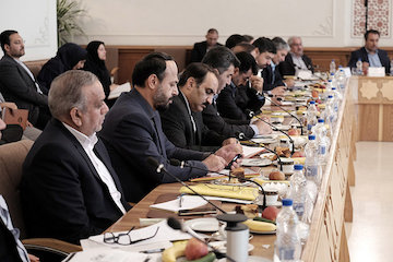 جزئیات مهمترین دغدغه مدیران کل استانی وزارت راه و شهرسازی/ ضرورت تسریع در ابلاغ چارت سازمانی جدید ادارات کل راه و شهرسازی/ تخلفات شهرداری تهران به دلیل تفسیرهای نادرست از طرح جامع تفصیلی/ برداشتهای محلی از اقتصاد مقاومتی در حوزه راهسازی نشست