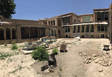 تنظیم جریان تامین مالی مسکن با طرح ملی بازآفرینی شهرها/ جهتگیری تسهیلات بانک مسکن در بافتهای ناکارآمد بافت فرسوده شهرستان بروجرد در استان لرستان