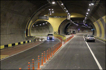 عقبگرد ترافیکی در تونل نیایش تونل نیایش