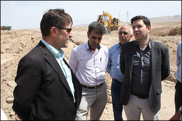 بازدید مدیرکل راه و شهرسازی استان زنجان از پروژههای مسکن مهر شهر زنجان بازدید