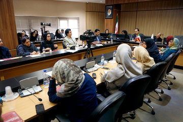 ضرورت بهرهمندی از اقدامات کالبدی و غیرکالبدی در پروژههای بازآفرینی/ توجه به جنبههای انسانی و فیزیکی محلات، ویژگی اصلی سیاست بازآفرینی شهری نشست