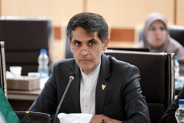 تلاش برای بهره مندی تولیدکنندگان داخلی ریل از قرارداد با شرکت هندی سیل/ فرصت انتقال بار هند به بندرعباس تا فعال شدن راهآهن چابهار محمدزاده