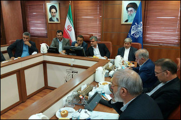 انجام ۶۰ درصد عملیات تجاری بندری کشور در بندر شهید رجایی/ قدردانی مجلس از سازمان بنادر برای افزایش ظرفیت در بندر شهید رجایی جلسه