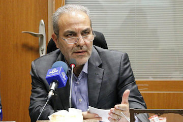 معاون وزیر راه و شهرسازی با شهروندان ملاقات میکند/ پاسخ به سوالات شهروندان در ساختمان دادمان نعمت الله ترکی