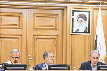 نامزد اول پارلمان پنجم از برنامهاش برای شهرداری دفاع کرد/ ۲۵ سیاست مدنظر نجفی برای اصلاح امور «شهر، شهرداری و شهروندان» جلسه