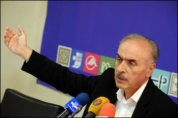 تفکیک وزارت راه و شهرسازی نیازمند کار کارشناسی است/ جوسازی در خصوص برخی گزینههای راه و شهرسازی خوزستان محسن نریمان