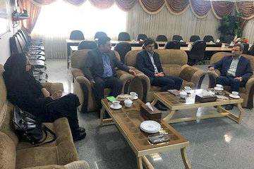 استقبال فرماندار فاروج از پیشنهاد مشاوره و تعاملات مهندسی در ساماندهی فضاهای اداری شهرستان  جلسه