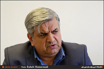 اعزام تیم کارشناسی مرکز تحقیقات راه، مسکن و شهرسازی به مناطق زلزلهزده کرمانشاه/ تهیه گزارش فوری مقدماتی زلزله شب گذشته علی بیت اللهی