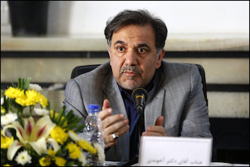 احداث ۱۰۰هزار واحدمسکونی با همکاری بنیاد مسکن/ طرح مسکن مهر مسئله گروههای کمدرآمد را حل نكرد عباس آخوندی