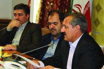 افتتاح ۱۷ پروژه راه و شهرسازی در استان اردبیل مراسم