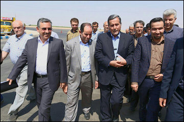 سازههای غیرقانونی و پروانهدار یکصد متری جادهها ممنوع است بازدید