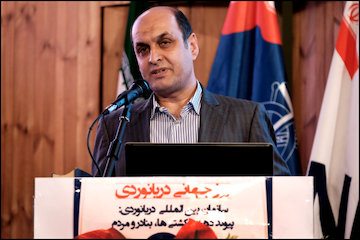 سفر ۱۴ ساعته دریایی به باکو صرفه اقتصادی ندارد/ کاتامارانها به خزر میرسند/ به دنبال گردشگری اقتصادی در دریای خزر هستیم هادی حق شناس