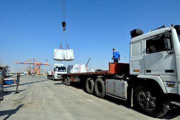 سامانه مدیریت تردد ناوگان حمل و نقل در بندر خرمشهر عملیاتی شد بندر خرمشهر
