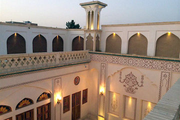 ضرورت استفاده از نمادهای معماری ایرانی در هتلسازی  هتل های ایرانی
