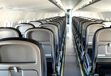 عرضه بیش از ۱۰۰ هزار صندلی توسط «هما» تا ۱۳ فروردین ۱۴۰۳ ششمين هواپیمای ATR72-600 هواپیمایی جمهوری اسلامی ایران در فرانسه