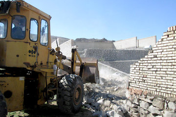 رفع تصرف ۲۶۰۰ مترمربع از زمینهای کهنوج و رودبار جنوب رفع تصرف