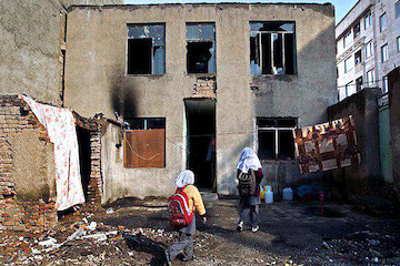 تدوین دستورالعمل نحوه واگذاری عرصه ساختمانهای احداثی در اراضی دولتی در شهرهای بالای ۲۵ هزار نفر حاشیه نشینی