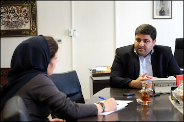 اهم اقدامات انجام شده سازمان ملی زمین و مسکن در سال ۹۶/ راهاندازی نقشههای پایه در سامانه یکپارچه مدیریت اراضی و مستغلات/ بارگذاری لایه اراضی دولت با نمایندگی سازمان در سامانه کاداستر مصاحبه