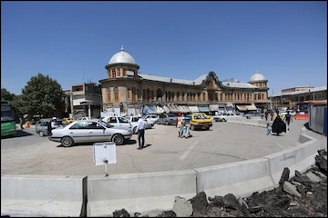 همدان؛ گردشگری در دل تاریخ  میدان امام همدان