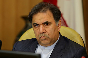 تسلیت وزیر راه و شهرسازی به ملت ایران و بازماندگان زلزله کرمانشاه/ بازسازی سریع خانههای آسیب دیده در دستور کار قرار گرفت/ کلیه راههای شریانی استانهای آسیبدیده باز است عباس آخوندی