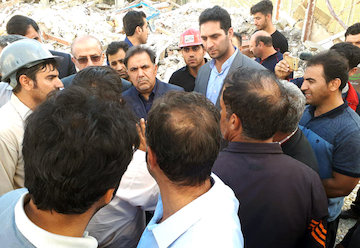 بازديد وزير راه و شهرسازی از مناطق زلزله‌زده كرمانشاه