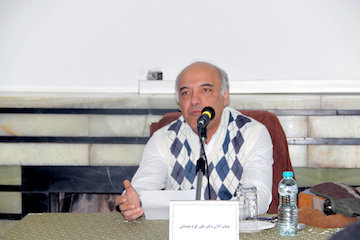 نقش چشمگیر بار قومی، زبانی و مذهبی هویت ایرانی در روزگاران باستان/ تبدیل اسلام به بخش جدایناپذیر هویت ایرانیان طی ۳ سده گذشته  علی کرم همدانی