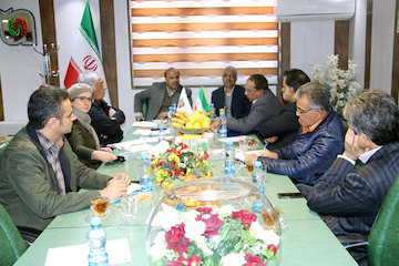 اکو نقش مهمی در حمل و نقل جادهای بین کشورهای منطقه دارد جلسه