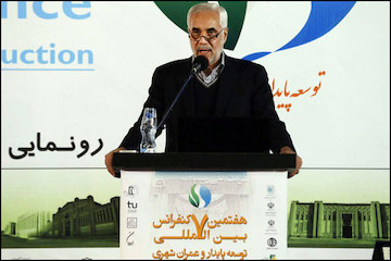 ۳۰ درصد بودجه استان و عملیات ۳۰ درصد پروژهها در حوزه راه و شهرسازی است محسن مهرعلیزاده